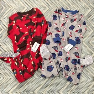 2 Carter’s Boys Fleece Footie Pajamas 18 mos NWT